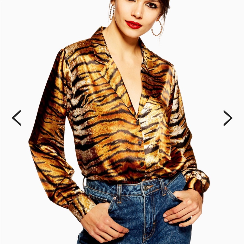 Top shop animal printed blouse